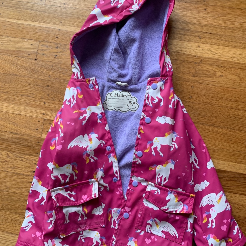 Hatley size 5 pink unicorn rain jacket with snap closure and hood
